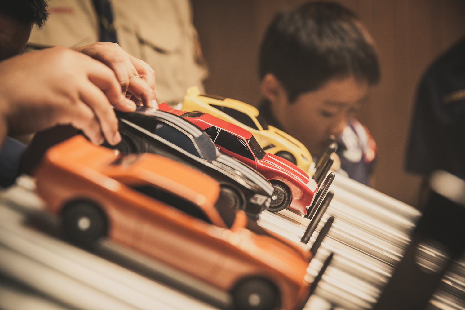 Pinewood Derby car racing